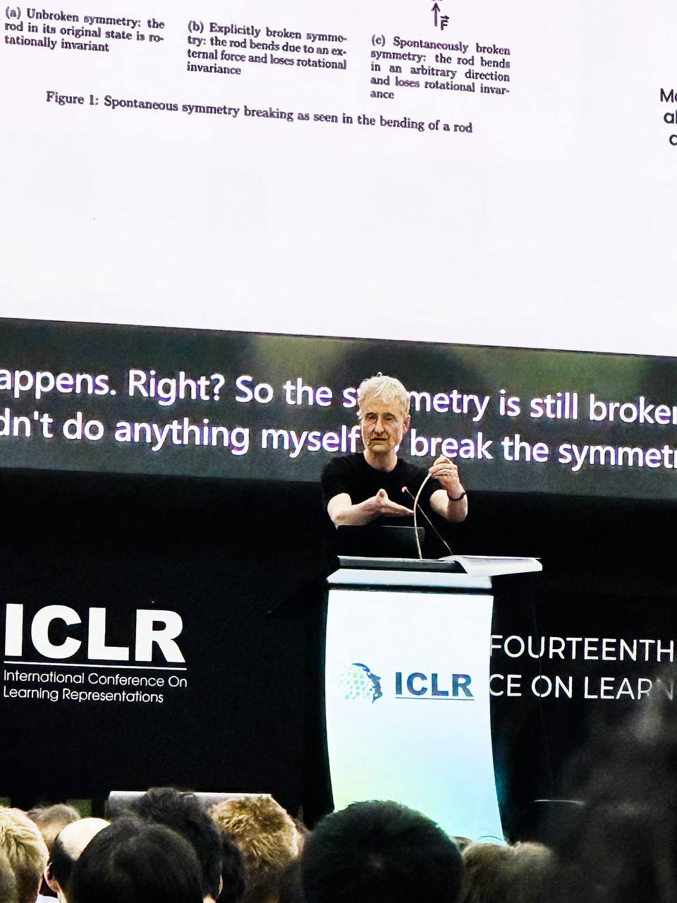 Стенды ICLR 2026 и атмосфера конференции в Рио-де-Жанейро